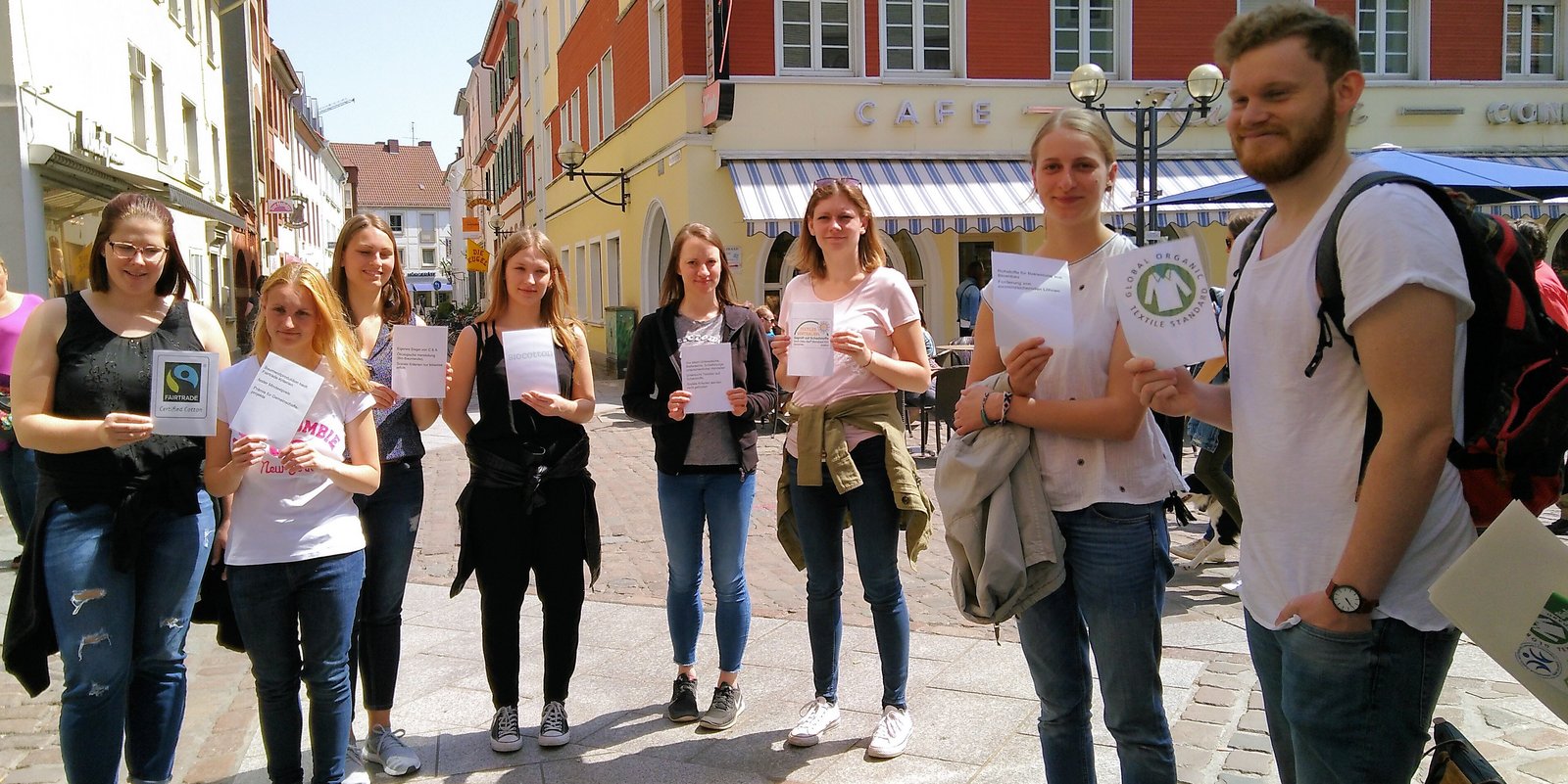 Konsumkritischer Stadtrundgang zum Globalen Lernen mit Lehramtsstudierenden in Landau.