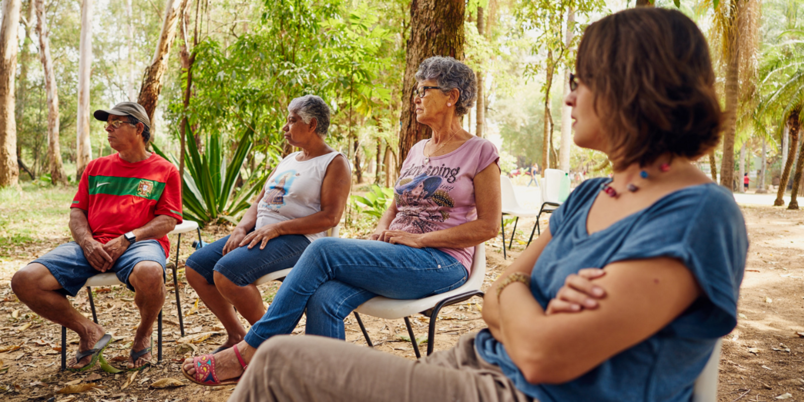Treffen mehrerer Teilnehmer*innen in einem Misereor-Projekt in Brasilien