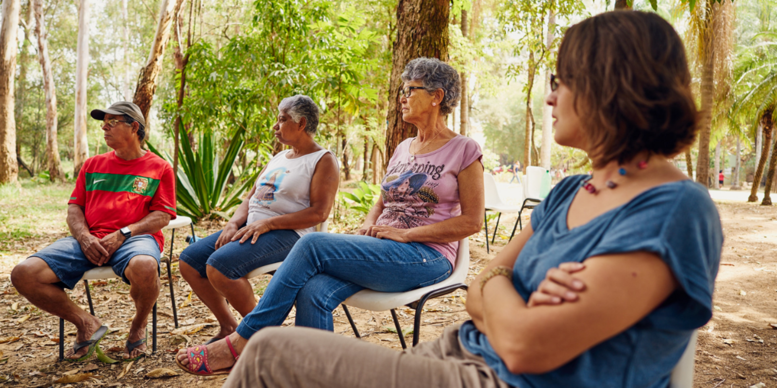 Treffen mehrerer Teilnehmer*innen in einem Misereor-Projekt in Brasilien